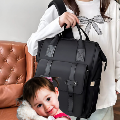 Maman porte sac a langer bebe blacky fille câline doudou.