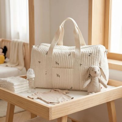 sac à langer bébé olivia motif brodé